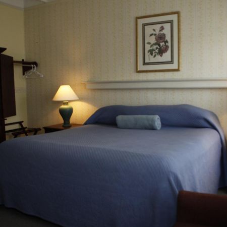 Hotel Coolidge ไวท์ริเวอร์ จังค์ชัน ภายนอก รูปภาพ