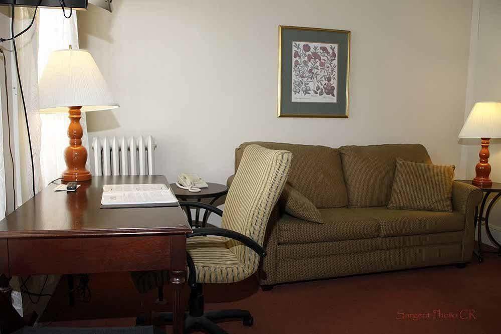 Hotel Coolidge ไวท์ริเวอร์ จังค์ชัน ภายนอก รูปภาพ